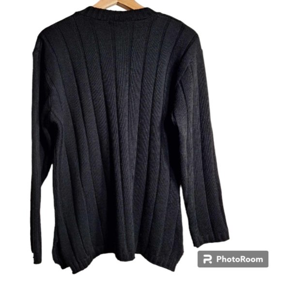 Pretty Little Thing Black Knit Ribbed V-Neck Long Sleeve Sweater Size Small - Picture 4 of 8